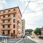 #1 Toulon Centre Au Calme, Lumineux, Stationnement Facile